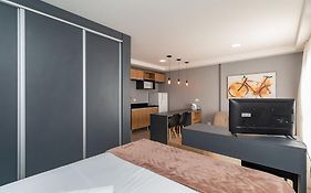 Studio Central em Andar Alto - ALL1507